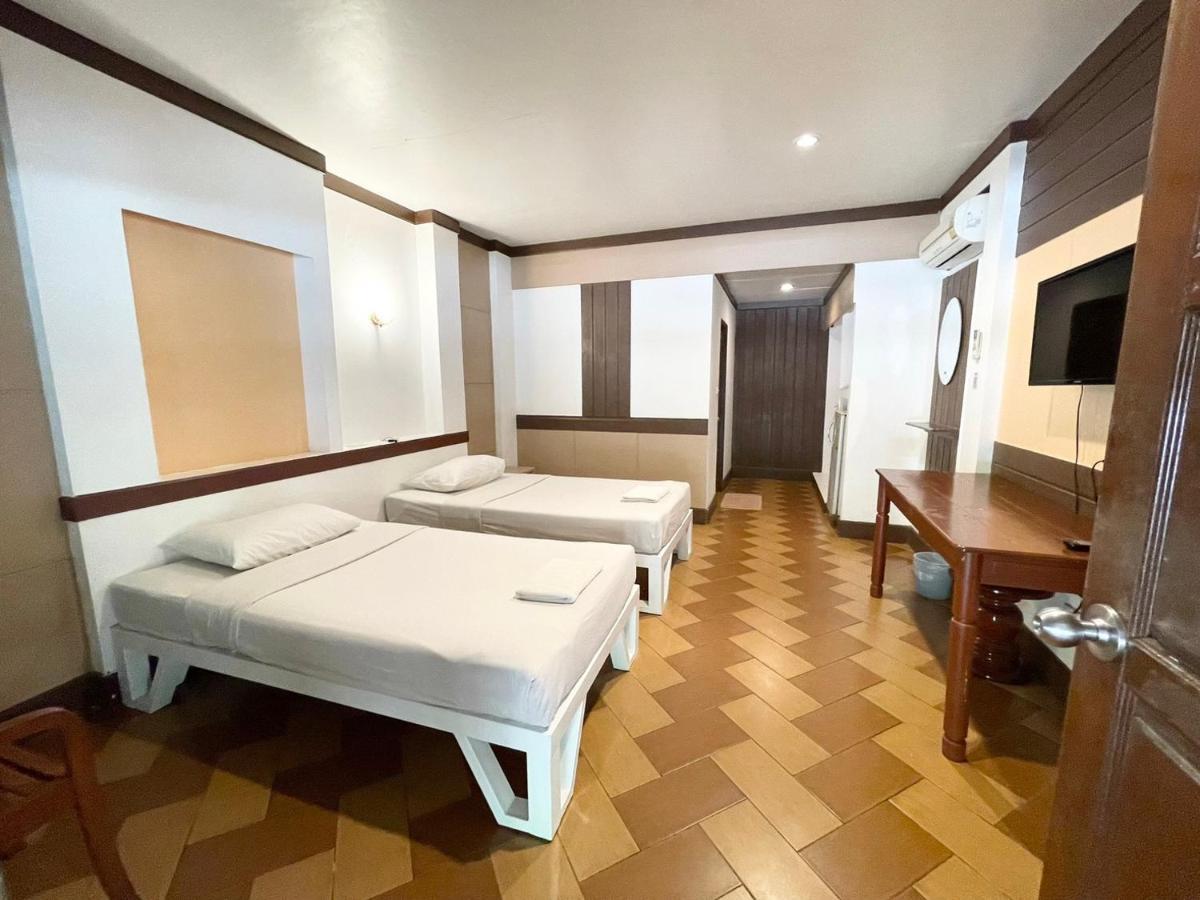 Bansuan Resort Nakhon Sawan Exterior foto