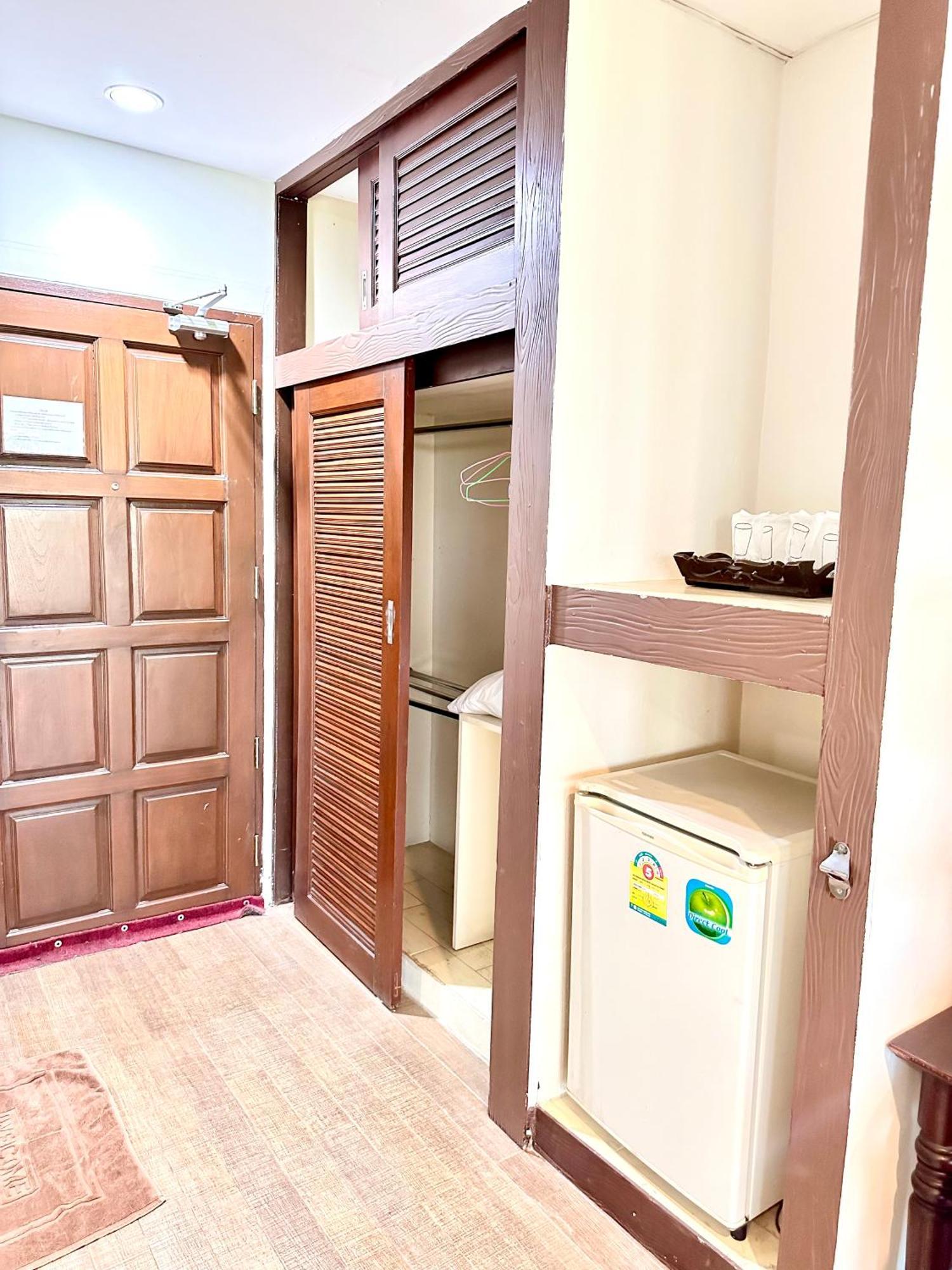 Bansuan Resort Nakhon Sawan Exterior foto