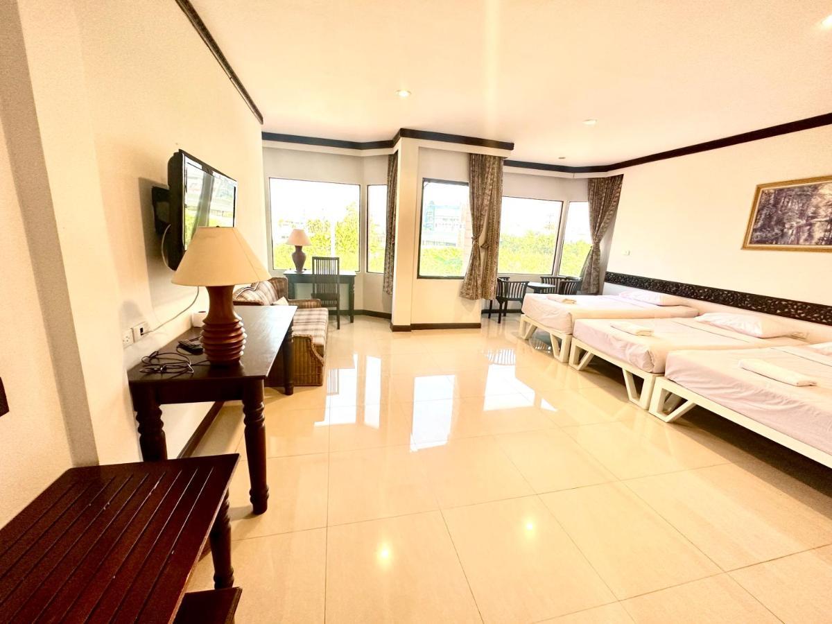Bansuan Resort Nakhon Sawan Exterior foto